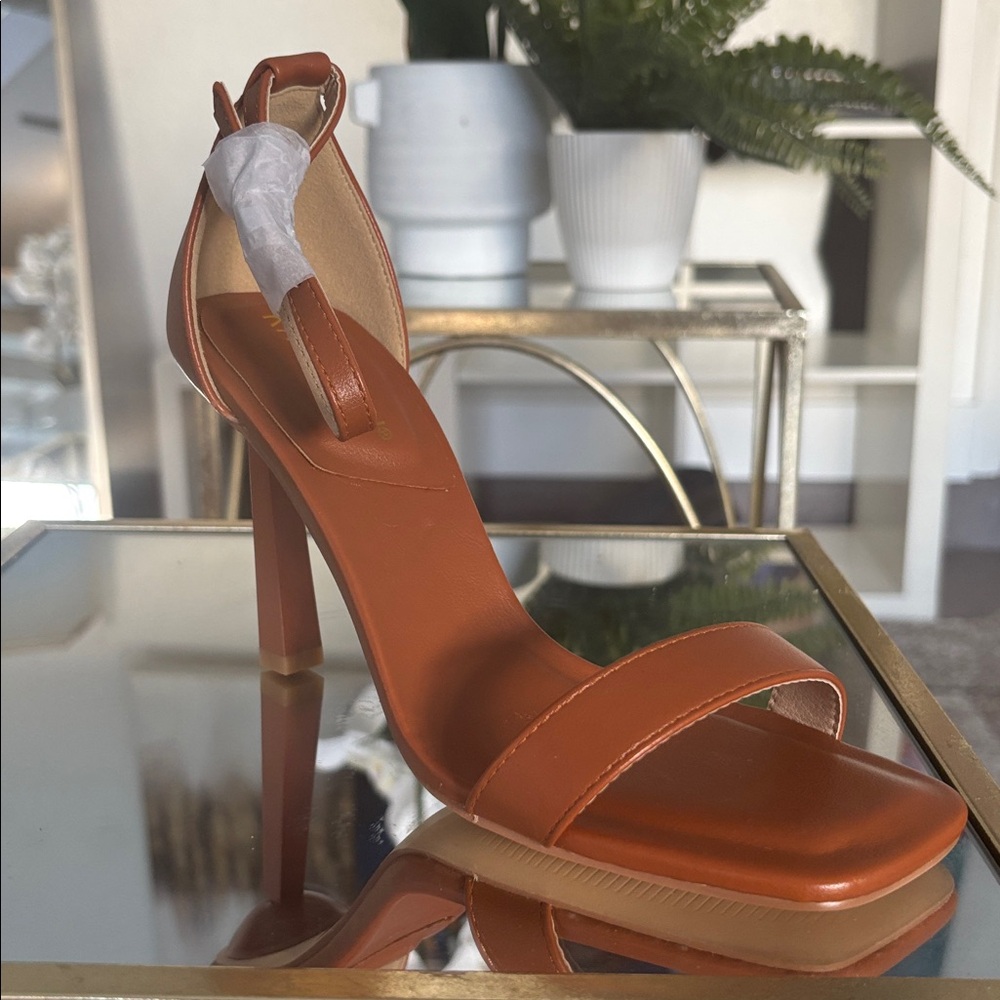Chic Orange Strappy Heels